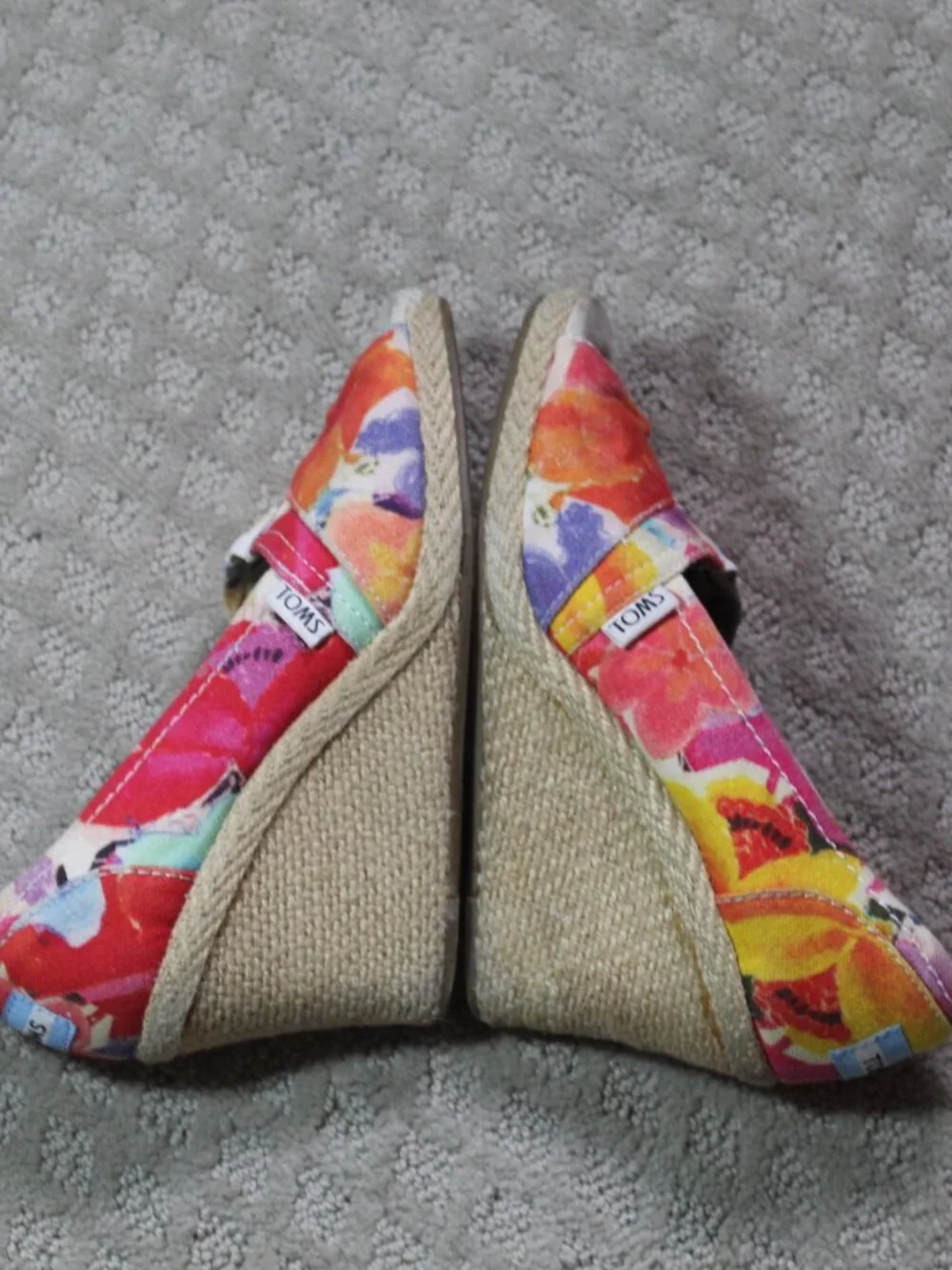 Toms Women's 5.5 Floral Canvas 3